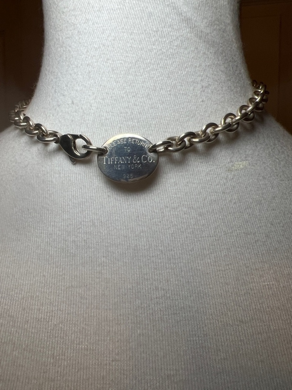 Tiffany & Co. Return to Tiffany Sterling Silver 925 Oval Tag Necklace Oval Link